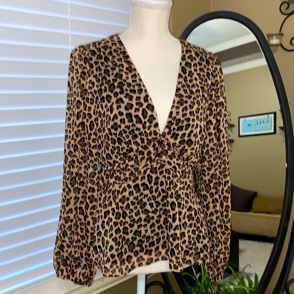 Flattering leopard design blouse
